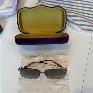 Gucci Women's Silver and Black Glasses